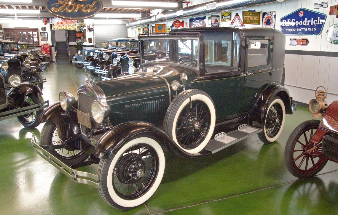 1929 Model A Town Car